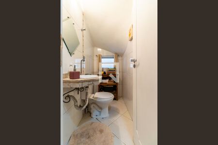 Casa à venda com 190m², 3 quartos e 4 vagasLavabo