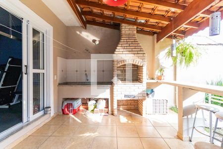 Casa à venda com 190m², 3 quartos e 4 vagasChurrasqueira