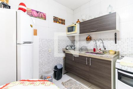 Casa à venda com 190m², 3 quartos e 4 vagasSalão - Copa