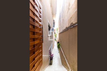 Casa à venda com 190m², 3 quartos e 4 vagasQuintal - Corredor