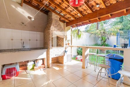 Casa à venda com 190m², 3 quartos e 4 vagasChurrasqueira