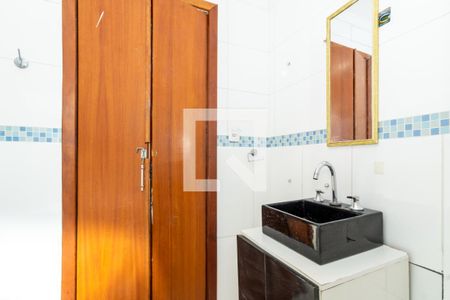 Casa para alugar com 72m², 2 quartos e sem vaga Casa para alugar com 72m², 2 quartos e sem vagaBanheiro