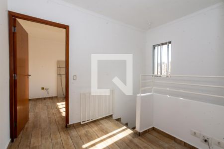 Escada de casa para alugar com 2 quartos, 72m² em Jardim Pinhal, Guarulhos