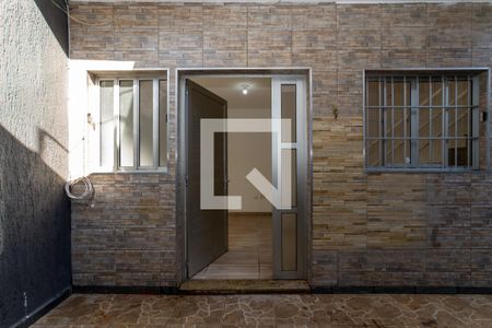 Entrada de casa para alugar com 2 quartos, 72m² em Jardim Pinhal, Guarulhos