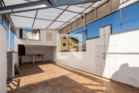 Casa para alugar com 72m², 2 quartos e sem vaga Casa para alugar com 72m², 2 quartos e sem vagaQuintal- churrasqueira