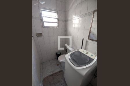Banheiro/Lavanderia de casa para alugar com 1 quarto, 25m² em Parque Monteiro Soares, São Paulo
