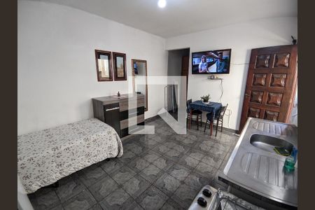 Sala/Quarto/Cozinha de casa para alugar com 1 quarto, 25m² em Parque Monteiro Soares, São Paulo
