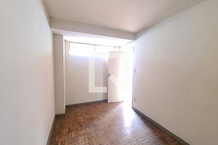 Casa à venda com 90m², 3 quartos e 2 vagasQuarto 3