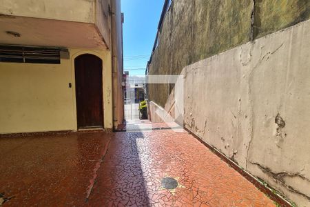 Casa à venda com 90m², 3 quartos e 2 vagasQuintal