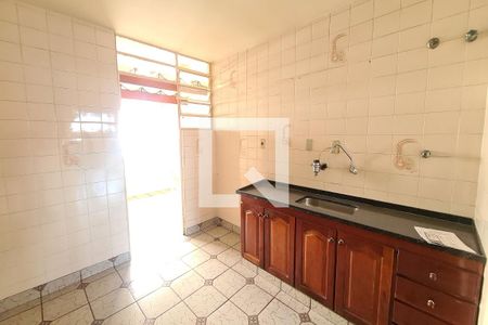 Casa à venda com 90m², 3 quartos e 2 vagasCozinha