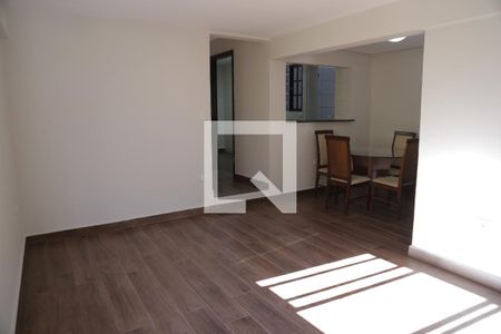 Sala de casa para alugar com 2 quartos, 60m² em Vila Zulmira, São Paulo