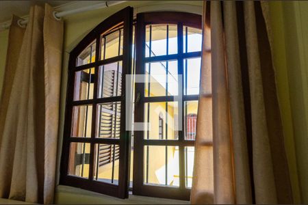 Casa à venda com 194m², 3 quartos e 2 vagasSuite