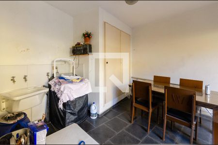 Casa à venda com 194m², 3 quartos e 2 vagasÁrea de Serviço