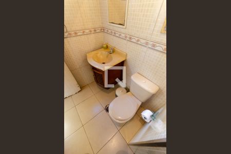 Casa à venda com 194m², 3 quartos e 2 vagasBanheiro 2