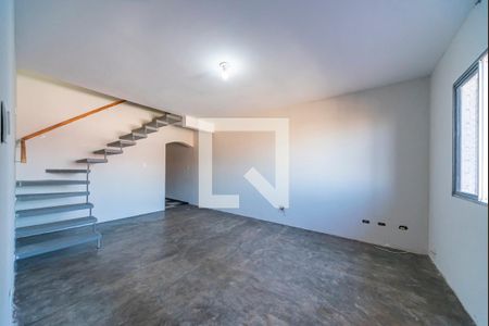Sala de casa à venda com 4 quartos, 250m² em Parque Gerassi, Santo André