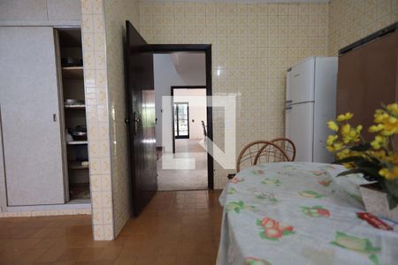 Cozinha de casa para alugar com 4 quartos, 400m² em Vila Rosalia, Guarulhos