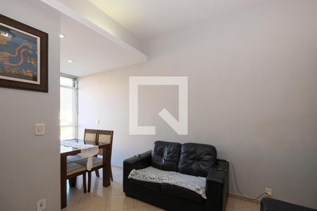 Apartamento à venda com 64m², 2 quartos e sem vagaSala