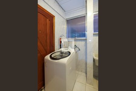 Apartamento à venda com 64m², 2 quartos e sem vagaÁrea de Serviço