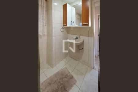 Apartamento à venda com 64m², 2 quartos e sem vagaBanheiro Corredor