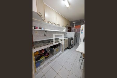Apartamento à venda com 64m², 2 quartos e sem vagaCozinha