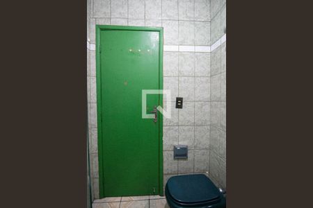 Casa à venda com 160m², 2 quartos e 1 vagaBanheiro