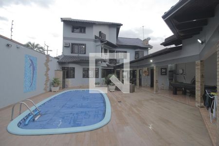 Casa à venda com 344m², 3 quartos e 4 vagasPiscina
