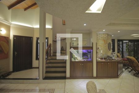 Sala de casa à venda com 3 quartos, 344m² em Fátima, Canoas