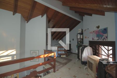 Casa à venda com 344m², 3 quartos e 4 vagasSotão