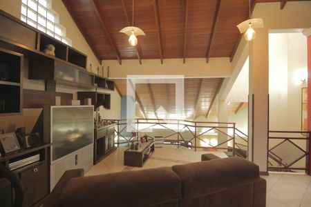 Sala de TV de casa à venda com 3 quartos, 344m² em Fátima, Canoas