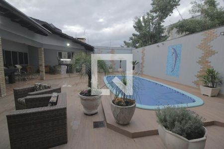 Casa à venda com 344m², 3 quartos e 4 vagasPiscina