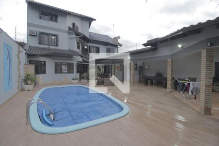 Casa à venda com 344m², 3 quartos e 4 vagasPiscina