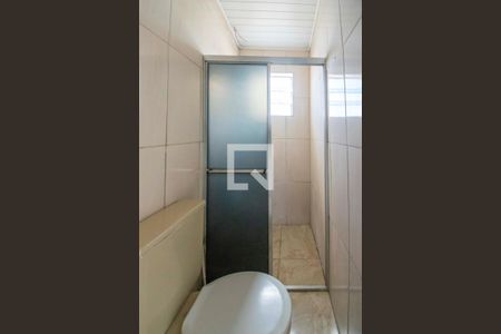 Casa à venda com 300m², 3 quartos e 4 vagasBanheiro da Suíte