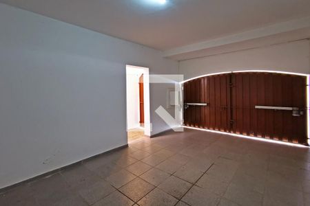 Casa à venda com 210m², 3 quartos e 2 vagasGaragem