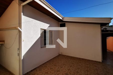 Casa à venda com 210m², 3 quartos e 2 vagasQuintal
