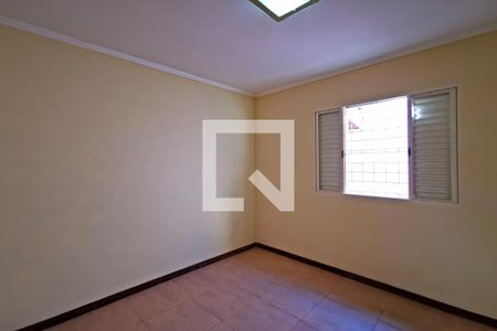 Casa à venda com 210m², 3 quartos e 2 vagasQuarto 2