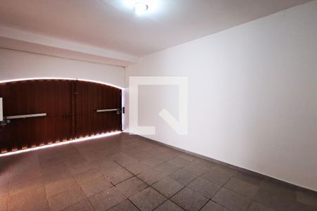 Casa à venda com 210m², 3 quartos e 2 vagasGaragem