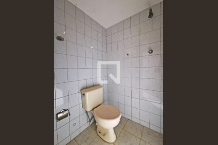 Casa à venda com 210m², 3 quartos e 2 vagasBanheiro