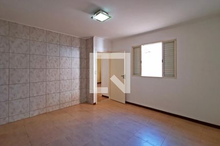 Casa à venda com 210m², 3 quartos e 2 vagasQuarto 1