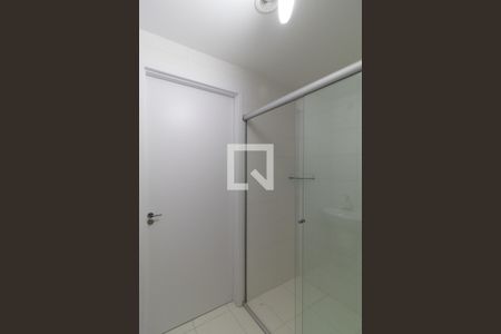 Banheiro  de apartamento à venda com 1 quarto, 37m² em Penha de França, São Paulo