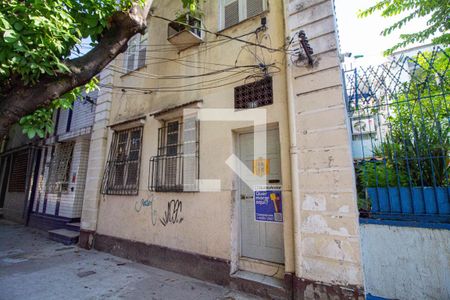 Apartamento à venda com 81m², 3 quartos e sem vagaFachada - Plaquinha
