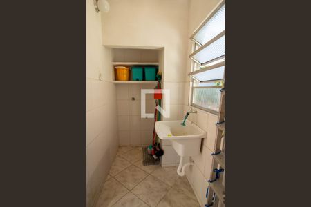 Apartamento à venda com 81m², 3 quartos e sem vagaÁrea de Serviço