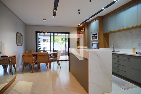 Cozinha de casa de condomínio à venda com 3 quartos, 129m² em Hípica, Porto Alegre