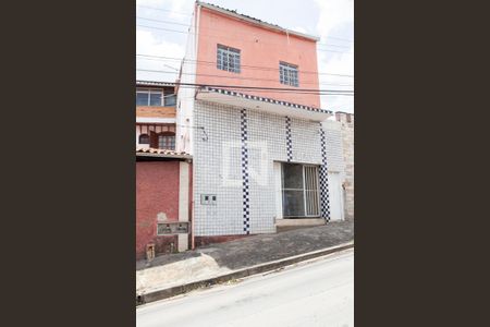 Casa à venda com 380m², 6 quartos e 7 vagasFachada 