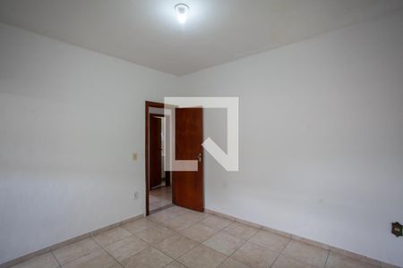 Casa à venda com 380m², 6 quartos e 7 vagasQuarto 1 Casa 2