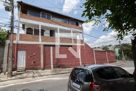 Casa à venda com 380m², 6 quartos e 7 vagasFachada