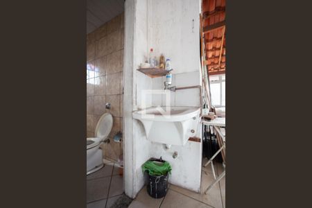 Casa à venda com 380m², 6 quartos e 7 vagasTerraço - Banheiro