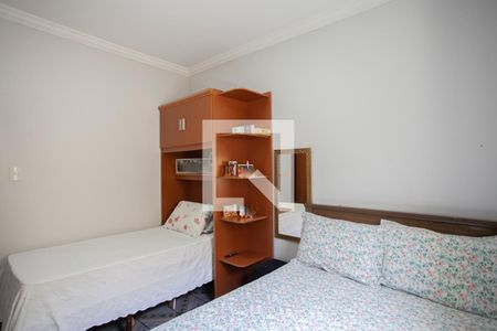 Casa à venda com 380m², 6 quartos e 7 vagasQuarto 2 casa 1