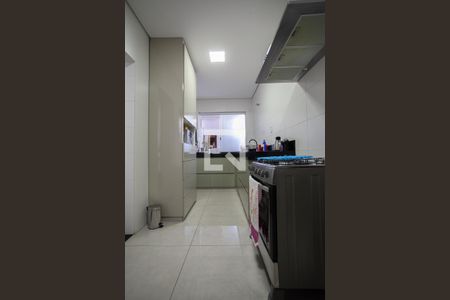 Casa à venda com 380m², 6 quartos e 7 vagasCozinha  Casa 1