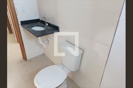 Apartamento para alugar com 48m², 2 quartos e sem vaga Apartamento para alugar com 48m², 2 quartos e sem vagaBanheiro