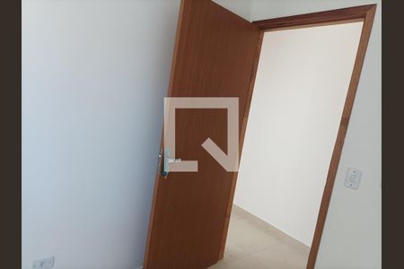 Apartamento para alugar com 48m², 2 quartos e sem vaga Apartamento para alugar com 48m², 2 quartos e sem vagaquarto 02